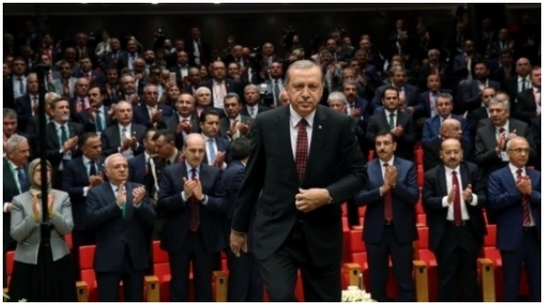 “Erdogan dê guherandinan di kabîneya xwe de bike”