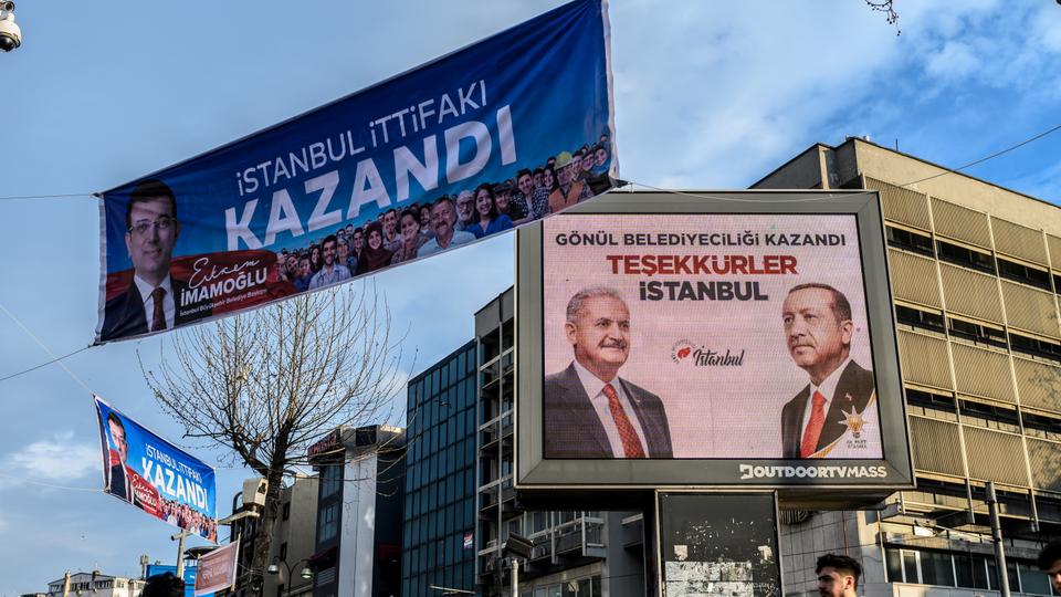 Hilbijartin dûbare dibe li Istanbolê