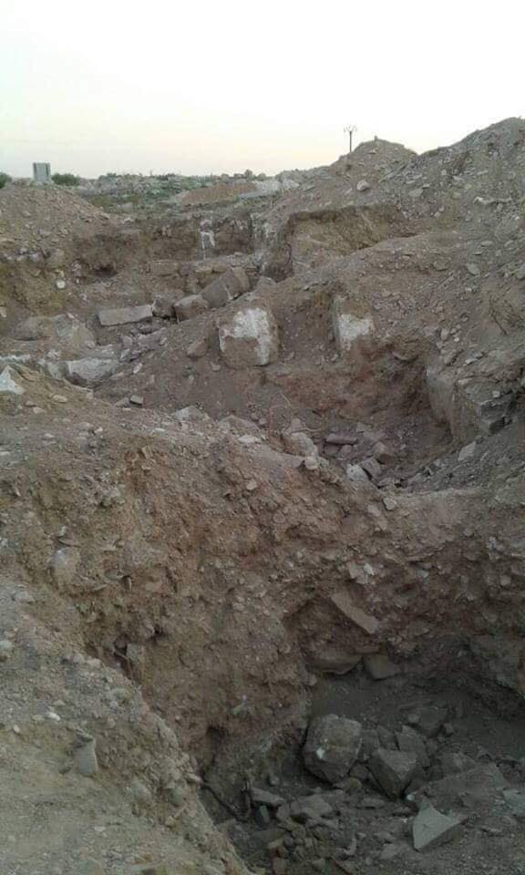 Artêşa Tirkiyê bi bulldozeran şûnwarên Efrînê wêran dike 
