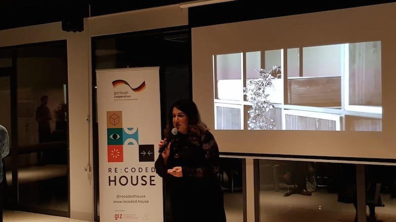  Kurdish filmmaker Beri Shalmashi speaks at an event in Erbil where she presented two of her short films, April 6, 2019. (Photo: Kurdistan 24/Wladimir van Wilgenburg)
