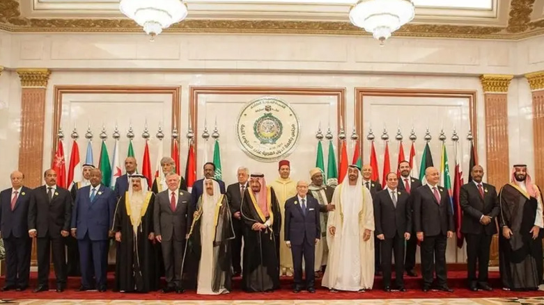 سران کشورهای عربی روز پنجشنبه نهم خرداد 98 در کنفرانس فوق العاده خود در مکه در صف واحد در برابر ایران قرار گرفتند