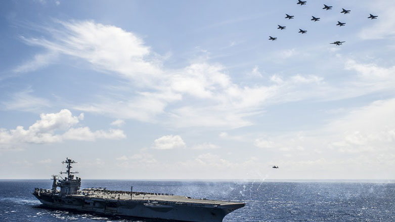 فڕۆكه‌هه‌ڵگره‌ ئه‌مه‌ریكییه‌كه‌ و هێرشبه‌ره‌ "B-52"ـه‌كان له‌ ده‌ریای عه‌ره‌ب ده‌ستیان به‌ مه‌شق كرد