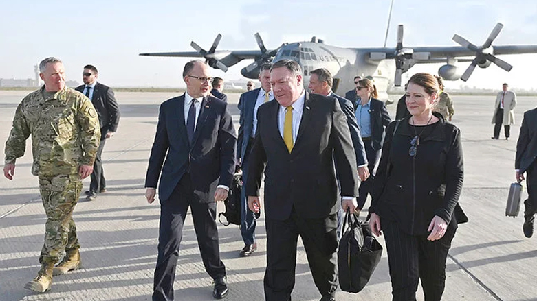  وزير الخارجية الامريكي مايك بومبيو خلال زيارة الى العراق الشهر الماضي (تصوير/ AP)