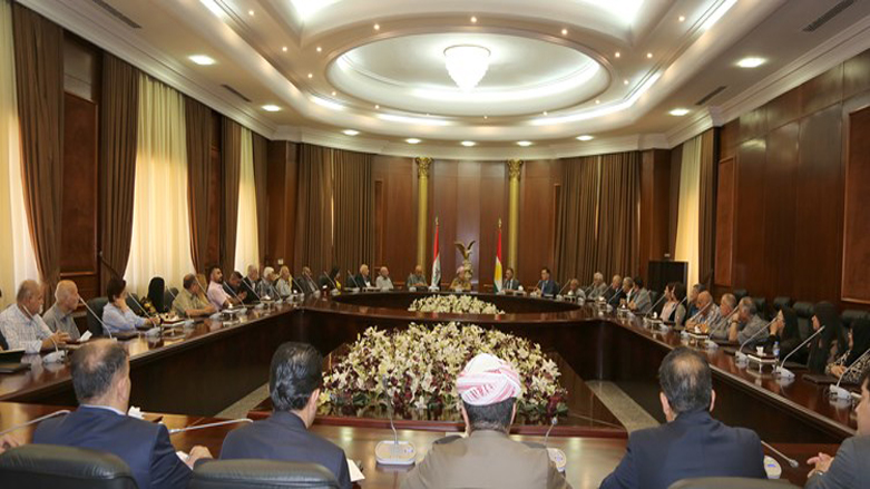 Serok Barzanî rola rewşenbîr û hunermendan bi girîng binav dike 