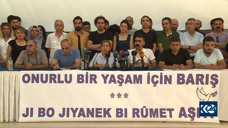 305 rêxistinên Bakur banga destpêkrina pêvajoya çareseriyê dikin