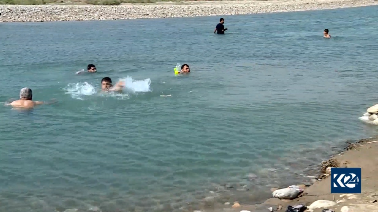 گه‌نجانی گه‌رمیان بۆ مه‌له‌ روو له‌ سیروان ده‌كه‌ن