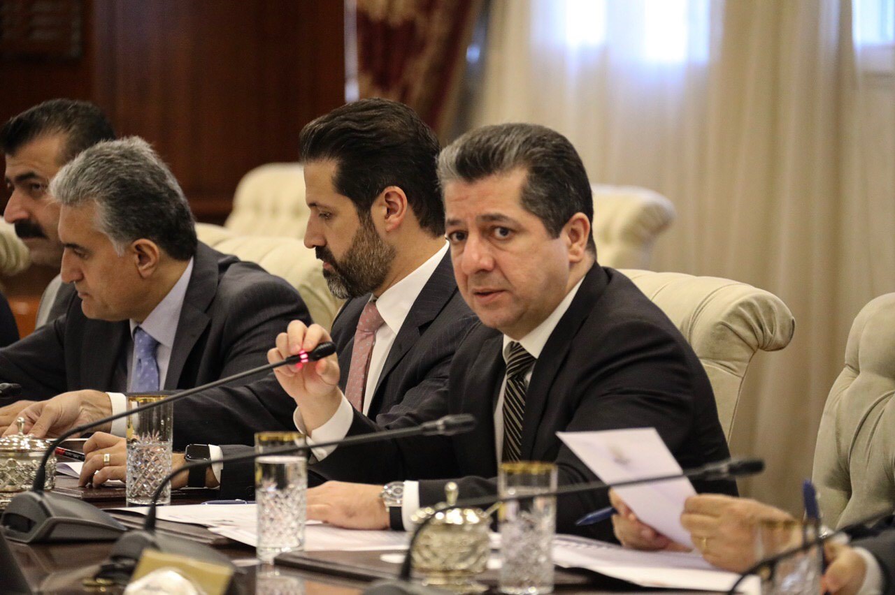 بەسەرپەرشتی مەسرور بارزانی ئەنجوومەنی وەزیران سێ پرس تاوتوێ دەكات