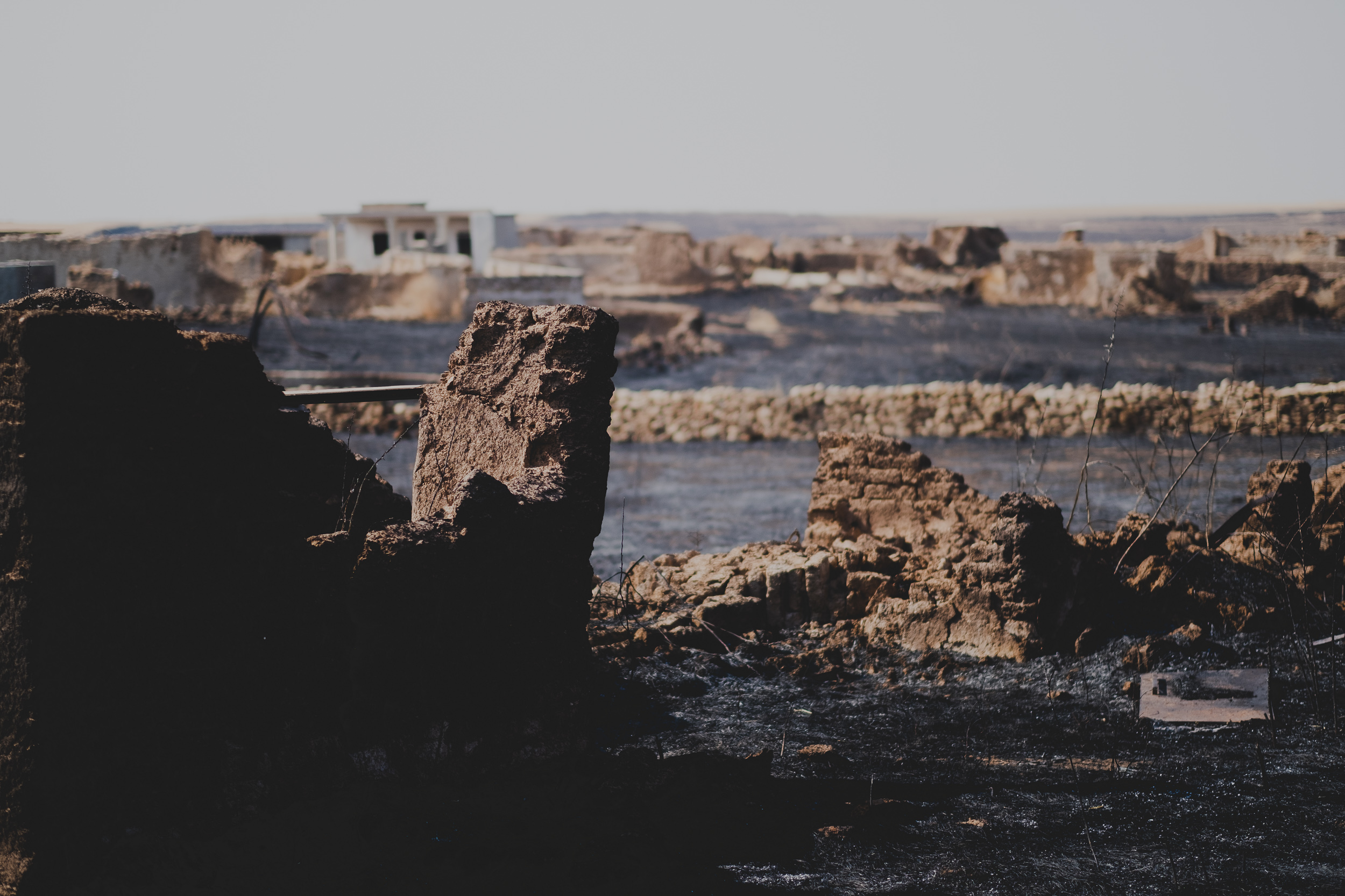Fires burned inside Hardan, forcing 30 families to evacuate overnight. (Photo: Kurdistan 24/Levi Clancy)