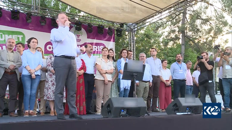 HDP: Bila êdî çek rawestin û aştî pêk were 