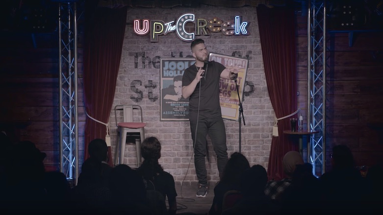 Kurdish comedian Kae Kurd during his first stand-up special in the United Kingdom. (Photo: YouTube/Kae Kurd/Screen grab)