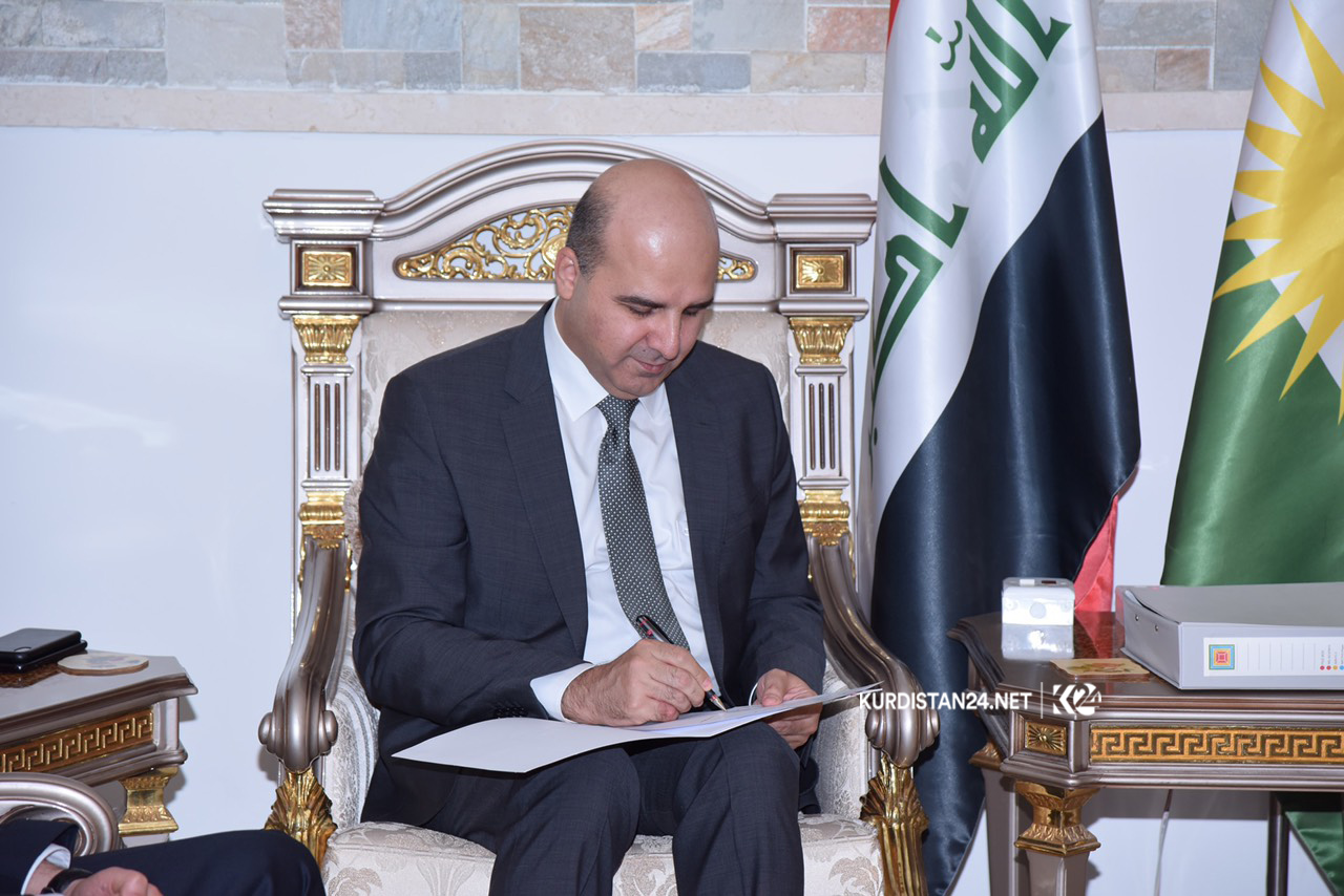 چەند وەزیرێكی نوێ دەست بەكاربوون