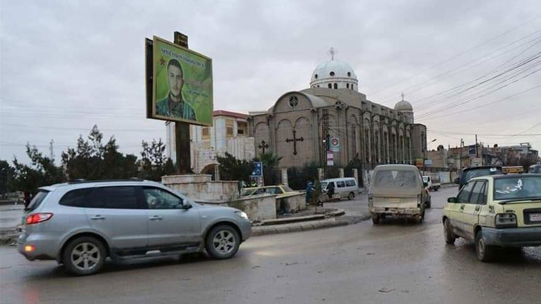 Li Hesekê 3 teqîn çê bûn