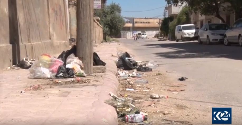 Li Qamişlo welatî gazindan ji ne bûna xizmetgûzariyan dikin