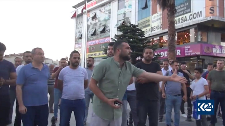 Stenbol.. Penaberên Sûrî banga aramiyê dikin 