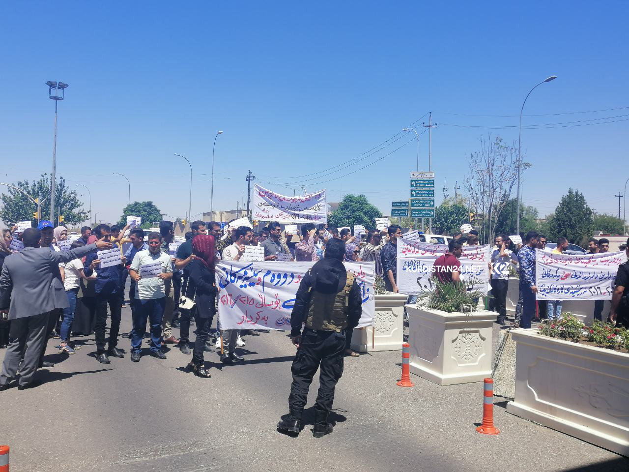 یەكەمەكانی زانكۆ و پەیمانگاكان داوای دامەزراندن دەكەن