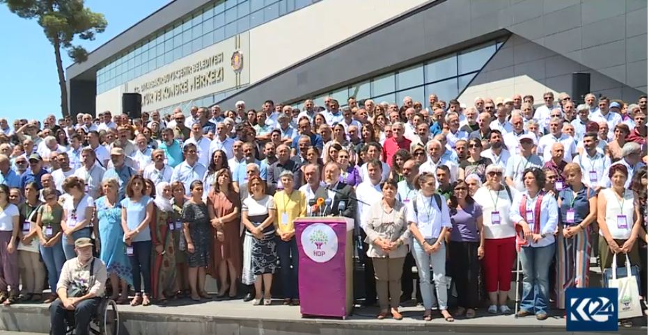 HDP bo çareseriya pirsgireka Kurd bang li opozisyonê dike 