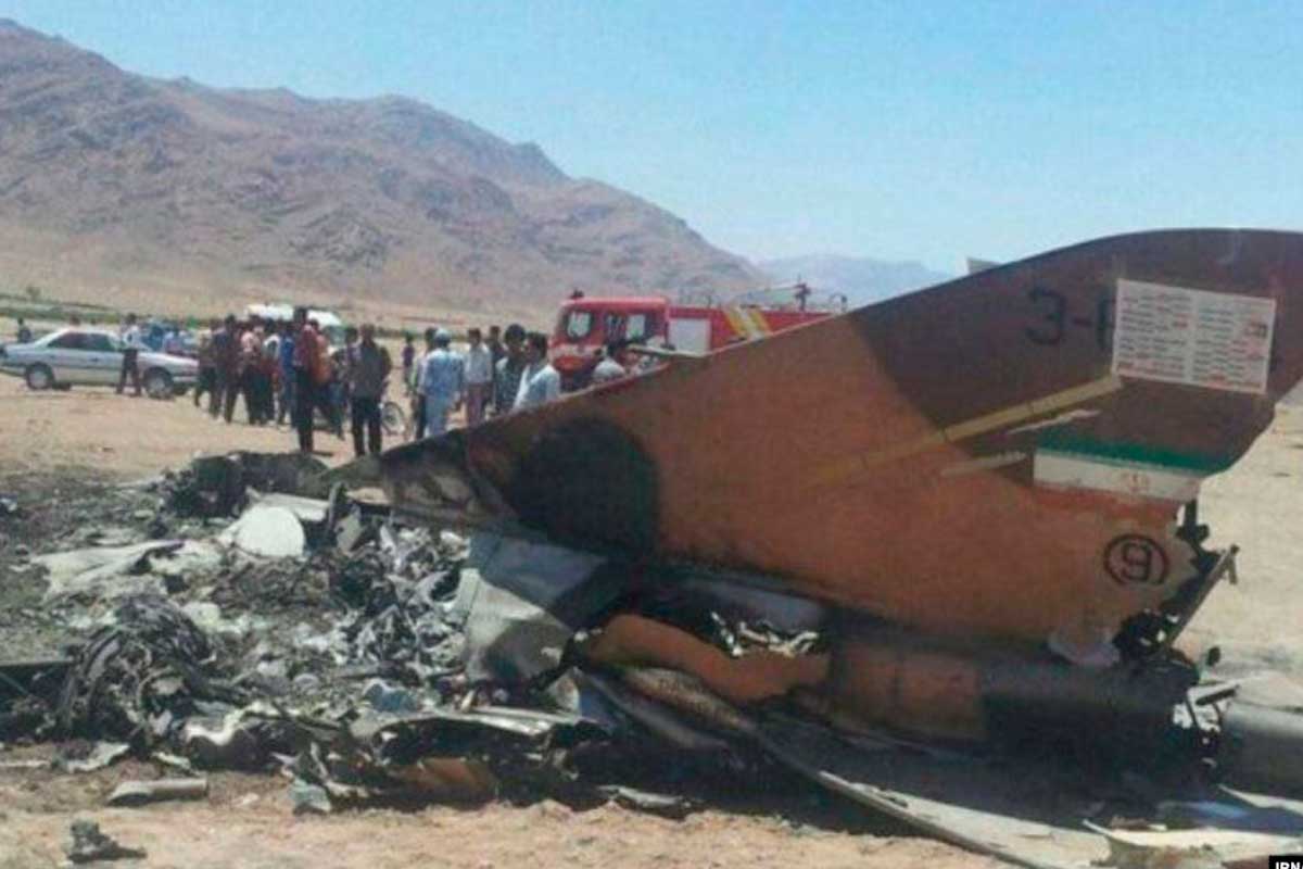   یک هواپیمای جنگی ایران در استان بوشهر سقوط کرد