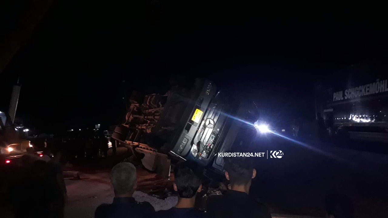 لە رووداوێكی ھاتووچۆدا لە گەرمیان 20 سەر مەڕ مردار بوونەوە