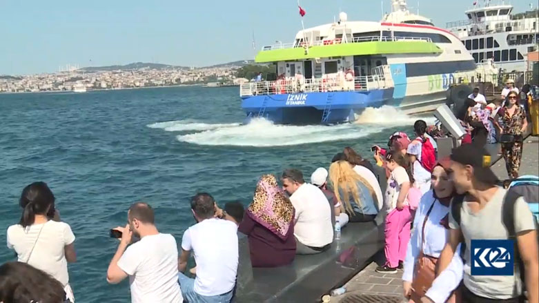 Ji Herêma Kurdistanê gelek geştyar cejnê li Stenbolê derbas dikin