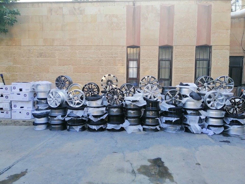 كەسێك لەسەر دزینی ویلی‌ تایه‌ی‌ ئۆتۆمبێل لە چەمچەماڵ دەستگیر كرا