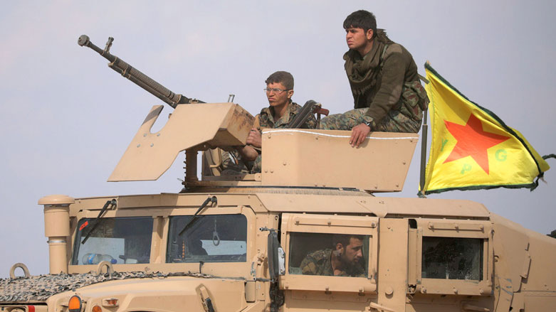 نیروهای سوریه دموکراتیک 4 تا 14 کیلومتر از مرز ترکیه عقب نشینی می کند