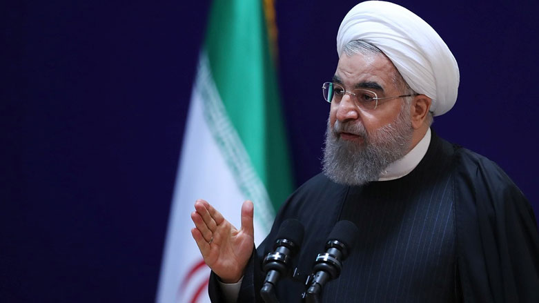 حسن روحانی: در راه آبادانی کشور با هر فردی ملاقات می کنم