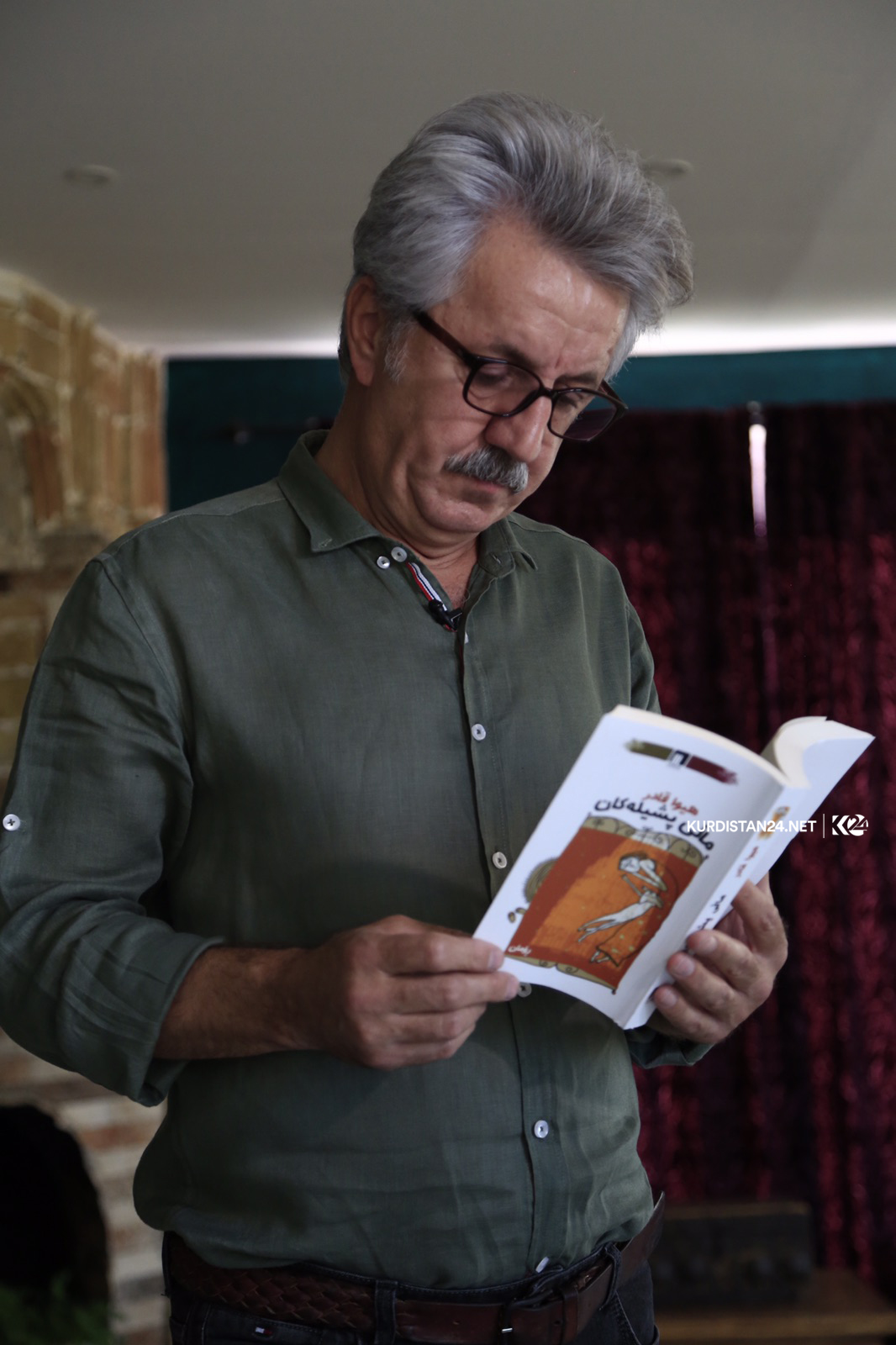 ھیوا قادر: نووسین وەک گەڕانە بە دوای کانی ئاڵتووندا