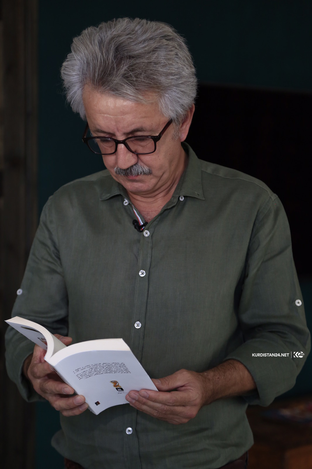 ھیوا قادر: نووسین وەک گەڕانە بە دوای کانی ئاڵتووندا