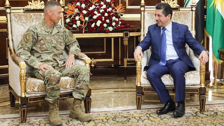 نخست وزیر دولت اقلیم کردستان با هیئتی از نظامیان آمریکا دیدار کرد