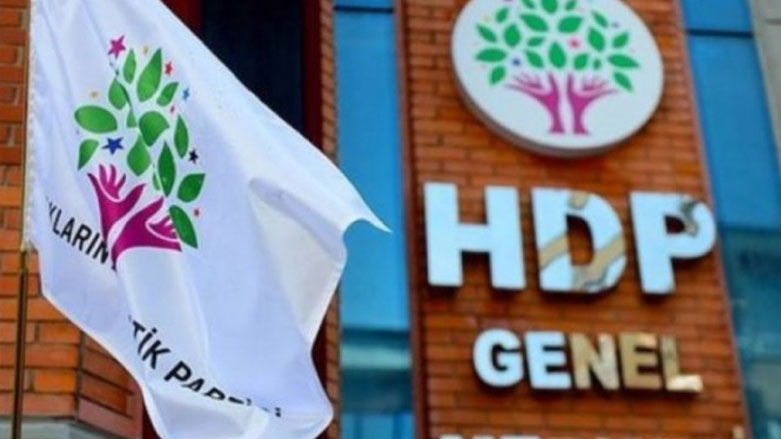  شهردارهای  وابسته به حزب دمکراتیک خلق ها , مجموعا به 237 سال زندان محکوم شدند