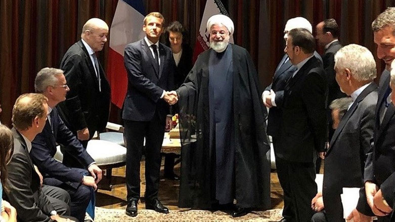 دیدار روحانی با ماکرون, انتقادهای را در ایران بهمراه داشت