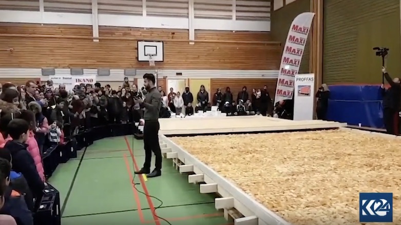 PHOTOS: Kurd in Sweden breaks Turkish record for largest baklava