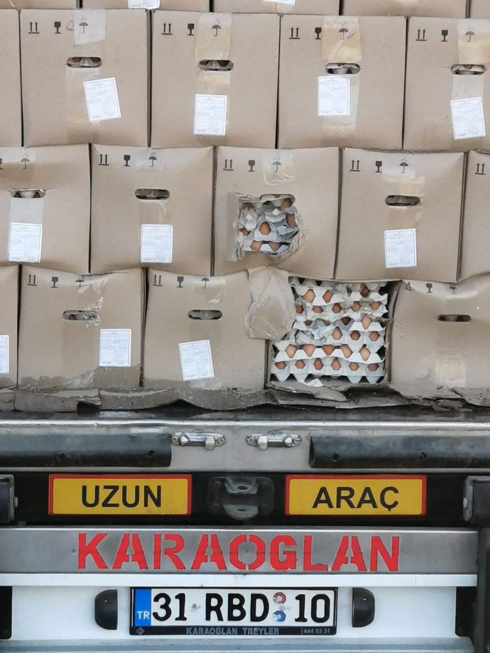 لە باشماخ 23 تۆن ھێلكە لەناوبرا