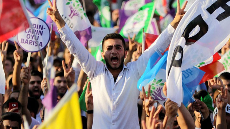 حزب دمکراتیک خلق ها: شکست ترکیه در سوریه به سود پروسه صلح خواهد بود