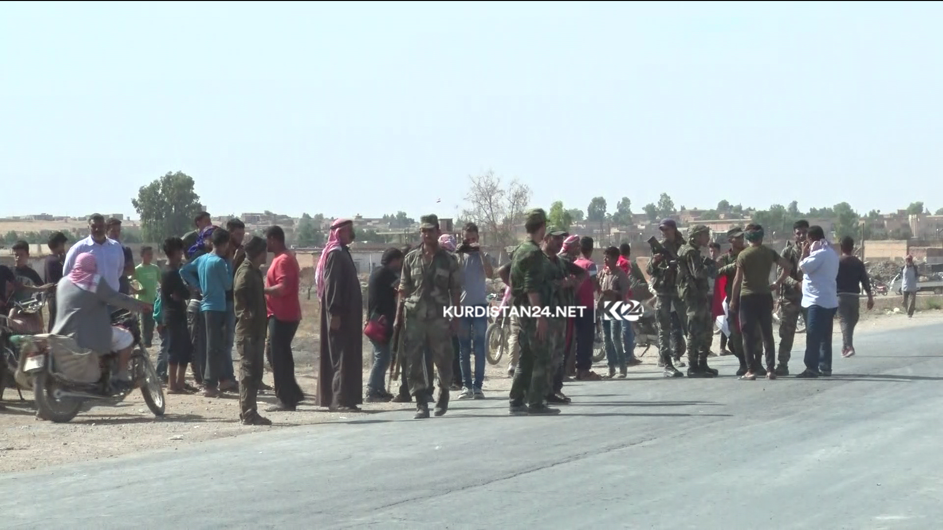 ئاڵای سووریا لەسەر باڵەخانەكانی تل تمر ھەڵكرا