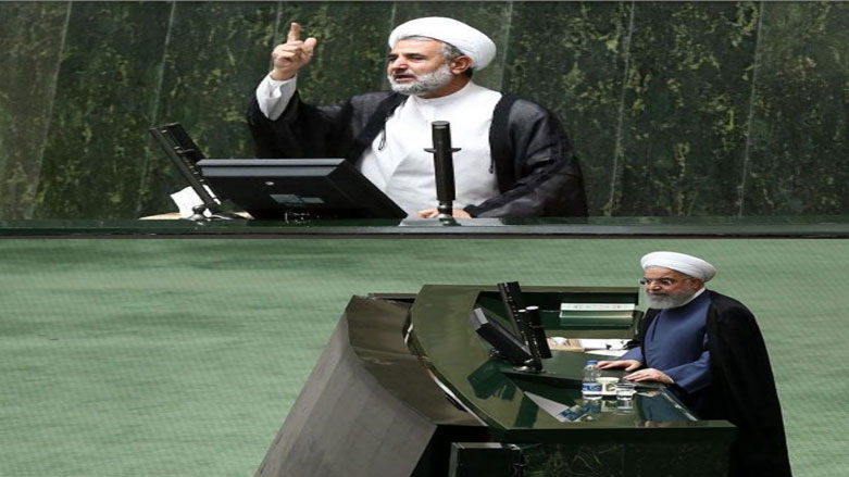 رئیس کمیسیون امنیت ملی مجلس, روحانی را شعبده باز خواند