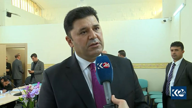 دیندار زێباری زانیاری نوێ له‌باره‌ی ئه‌و داعشانه‌ ده‌خاته‌ روو كه‌ له‌لایه‌ن پێشمه‌رگه‌وه‌ ده‌ستگیركراون