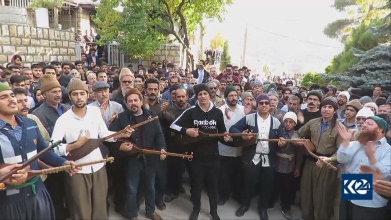 Yarsanî cejneke dîrokî ya netewa Kurd pîroz dikin 