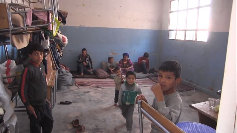 Derbiderên Girê Sipî li Kobanê di rewşeke dijwar de dimînin 