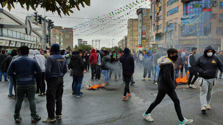 اعترا‌ضات در شهرهای ایران بە روایت تصویر