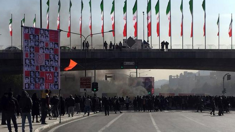 اعترا‌ضات در شهرهای ایران بە روایت تصویر