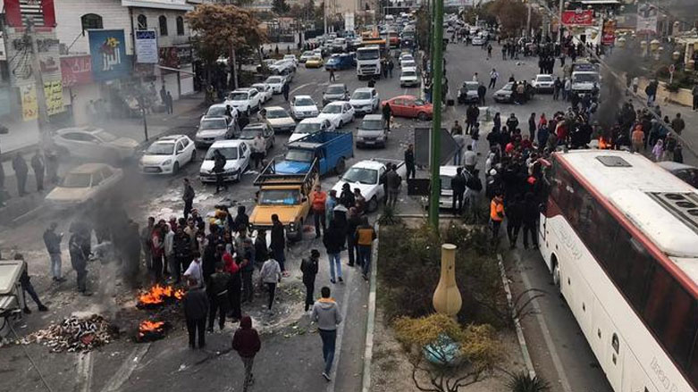 اعترا‌ضات در شهرهای ایران بە روایت تصویر