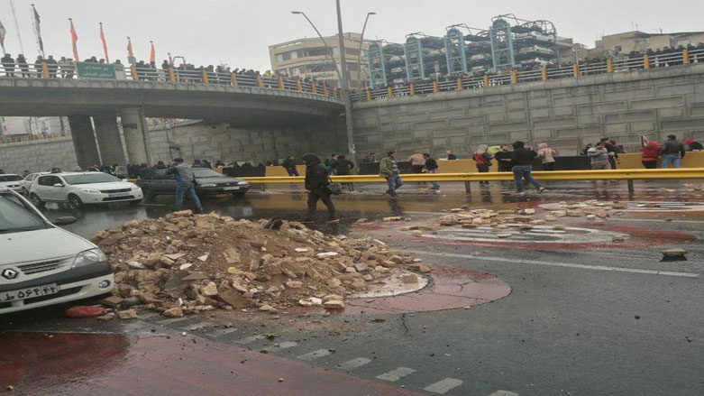 اعترا‌ضات در شهرهای ایران بە روایت تصویر