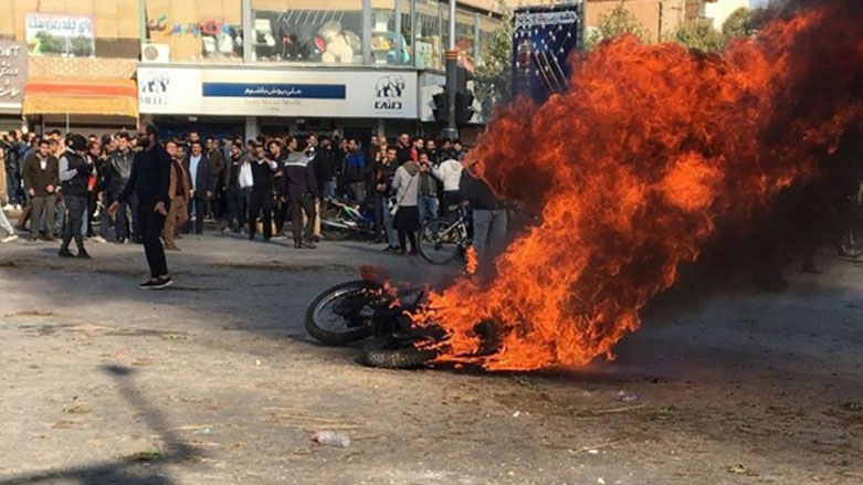 اعترا‌ضات در شهرهای ایران بە روایت تصویر