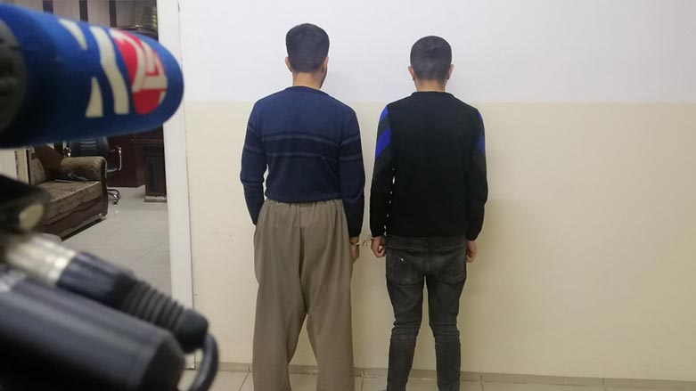 Detainees whom the security forces captured on charges related to dealing with the products. (Photo: Kurdistan 24)