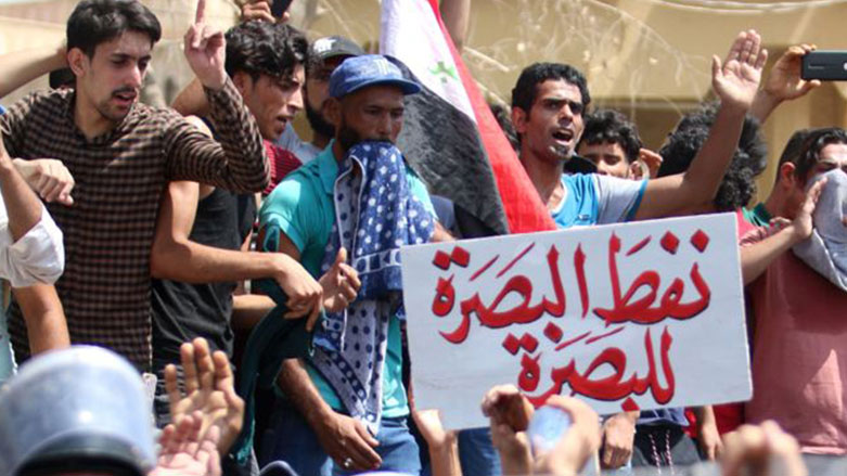 Xwenîşanderan bendereke Besre û wêstgeheke elikitrîkê li Kerbela daxistin