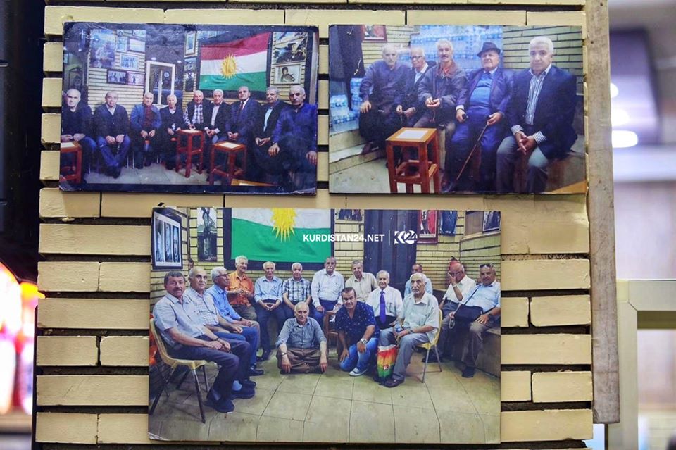 يعتبر مقهى الشعب من أكثر المقاهي شهرة إذ يجتمع فيه المثقفون والأدباء والفنانون ورجال السياسة – صورة: كوردستان 24