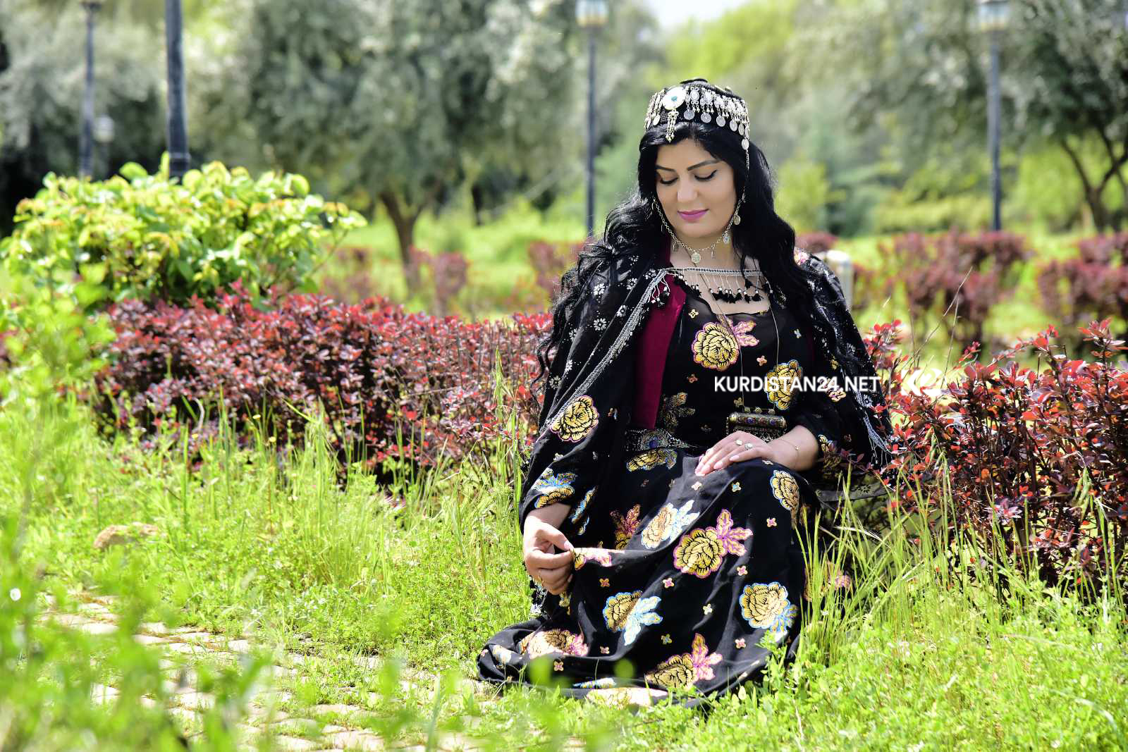 شێوەكارێك ژیانی راستەقینەی ژنانی كورد نیشانی جیھان دەدات