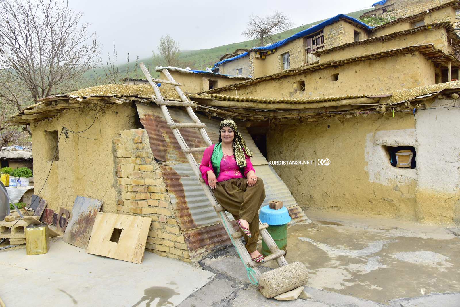 شێوەكارێك ژیانی راستەقینەی ژنانی كورد نیشانی جیھان دەدات