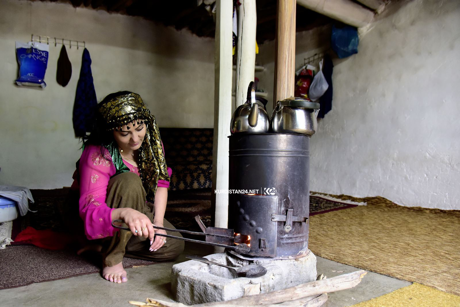 شێوەكارێك ژیانی راستەقینەی ژنانی كورد نیشانی جیھان دەدات